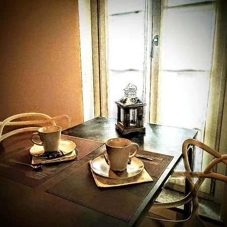 Valdeperno Green House Apartment Serravalle d'Asti